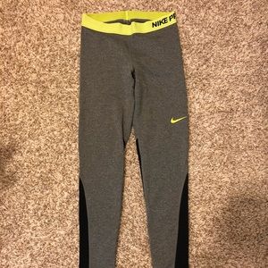 Nike Pro Women’s Warm Tights/Leggings